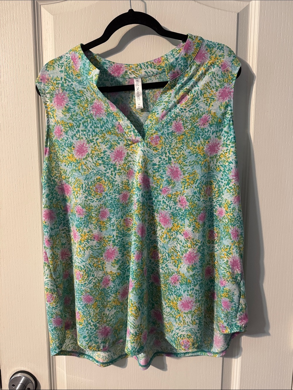 Scarlett Floral Split-Neck Sleeveless Camisole - Teal and Pink